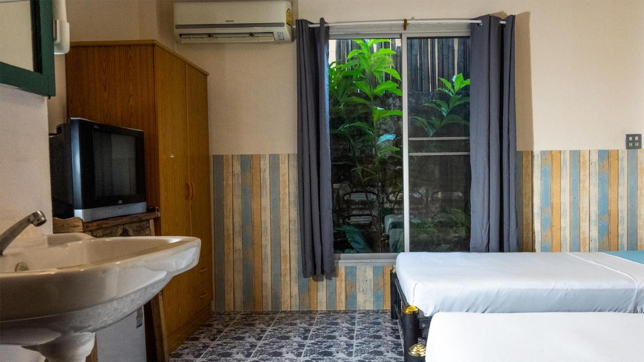 Sabina Guesthouse Kamala מראה חיצוני תמונה